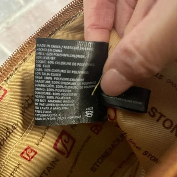 Stone Mountain Accessories Red and Tan Crossbody Bag with Adjustable Strap - Picture 11 of 11